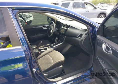 2016 Nissan Sentra Sr z USA, uszkodzony, nr VIN 3N1AB7AP2GY214543